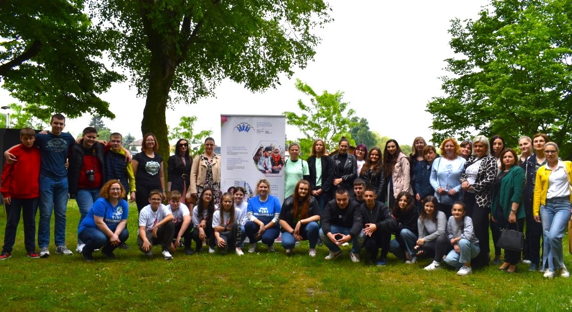 Platform for development of school volunteering